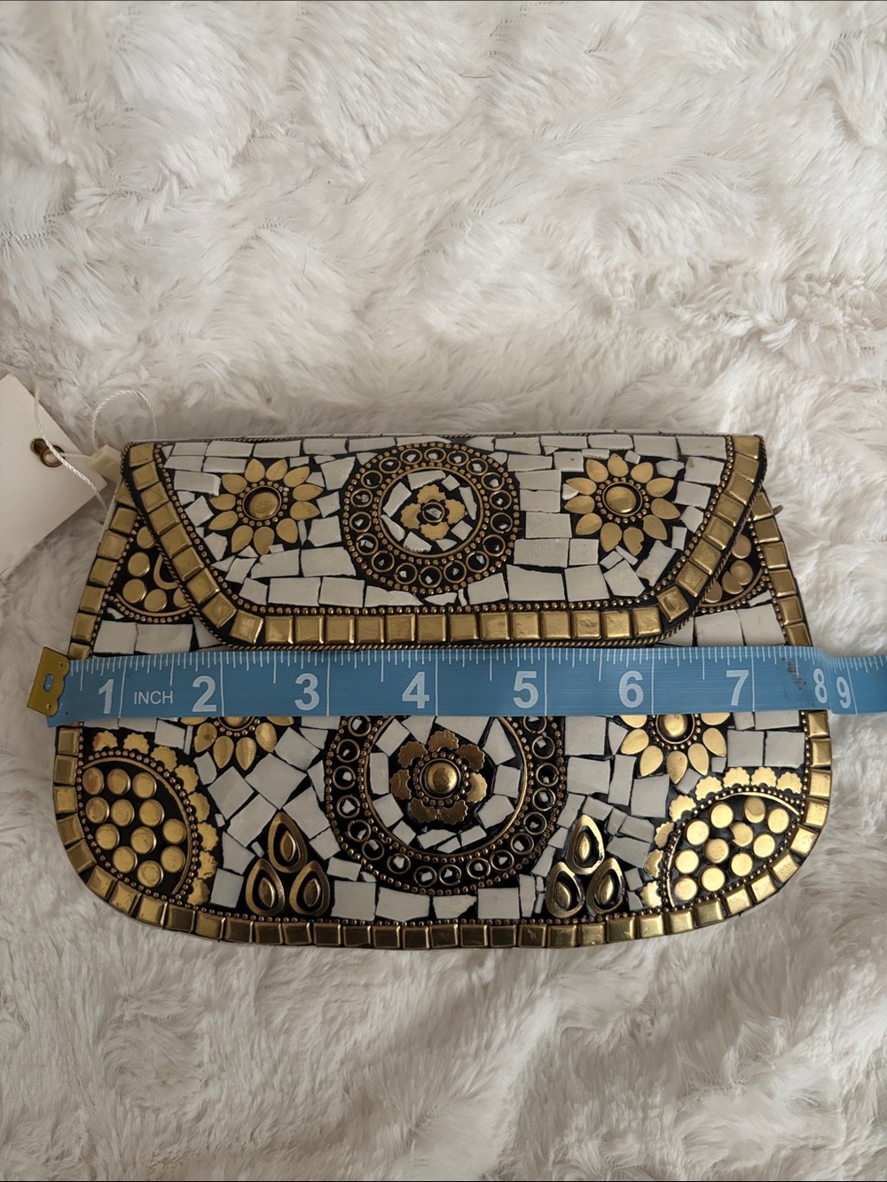 Antik Kraft White and Gold Mosaic Floral Embellished Crossbody/Clutch - Picture 9 of 10
